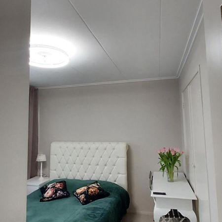 Cozy Room In Host House Near Rotterdam Maassluis Ngoại thất bức ảnh